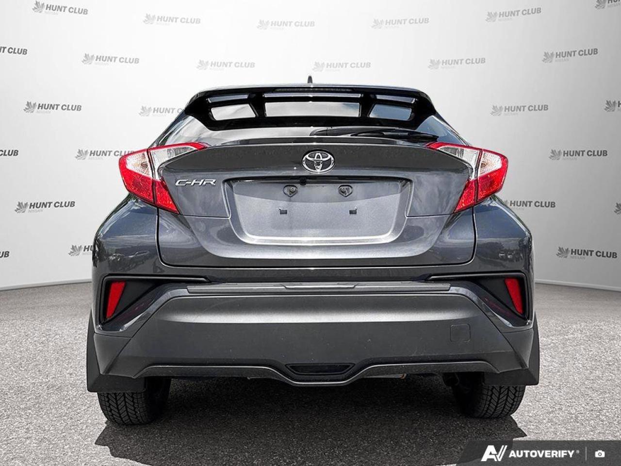 2022 Toyota C-HR  Photo