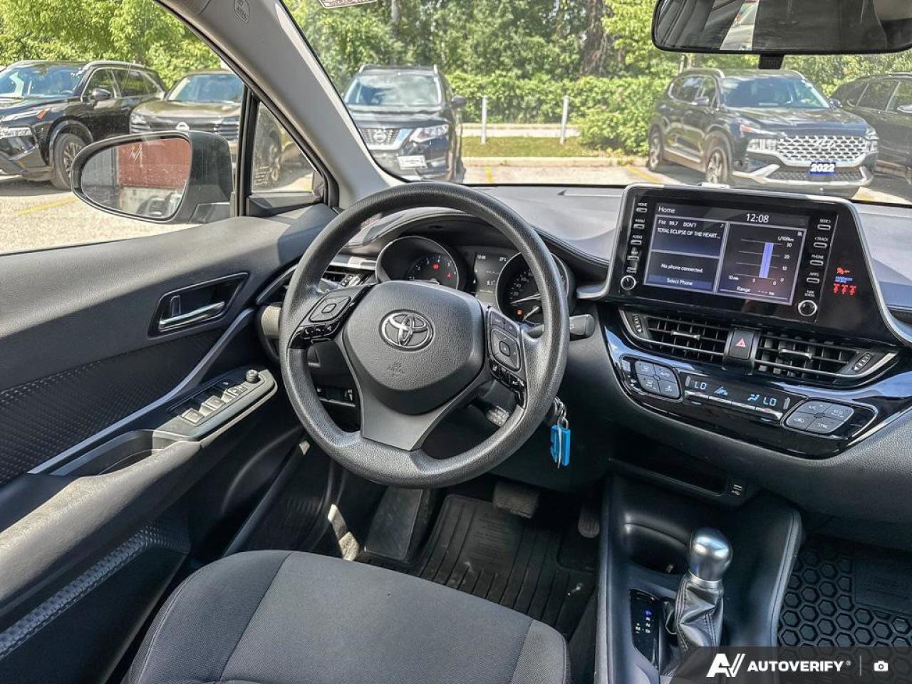 2022 Toyota C-HR  Photo