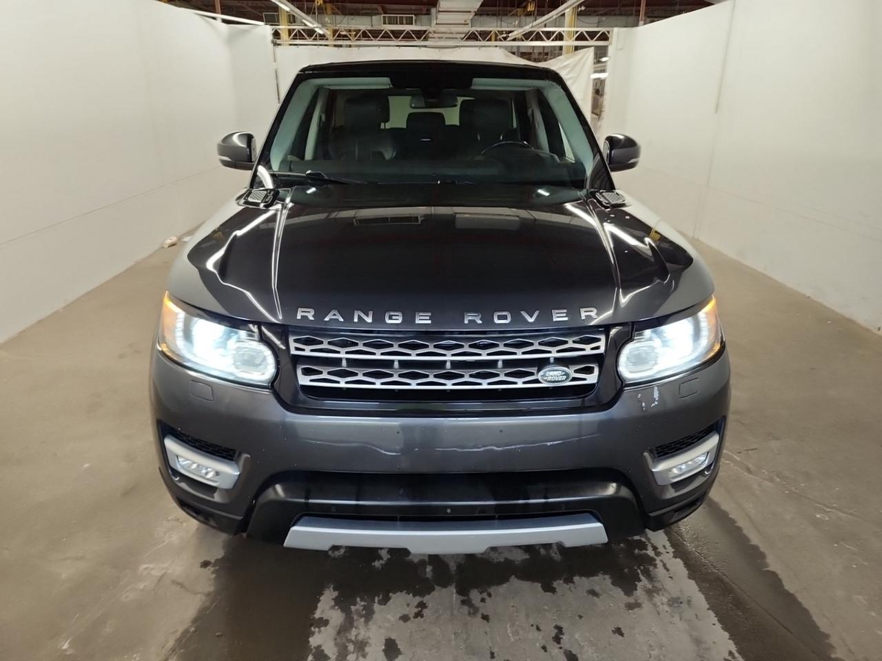 2016 Land Rover Range Rover Sport 4WD 4dr Td6 HSE Photo5