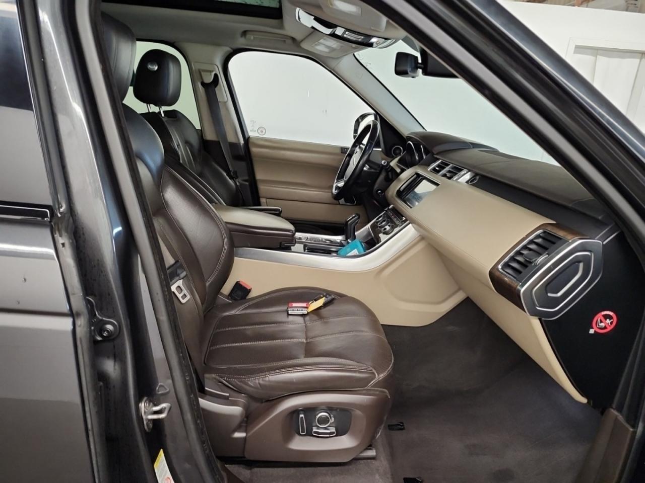 2016 Land Rover Range Rover Sport 4WD 4dr Td6 HSE Photo