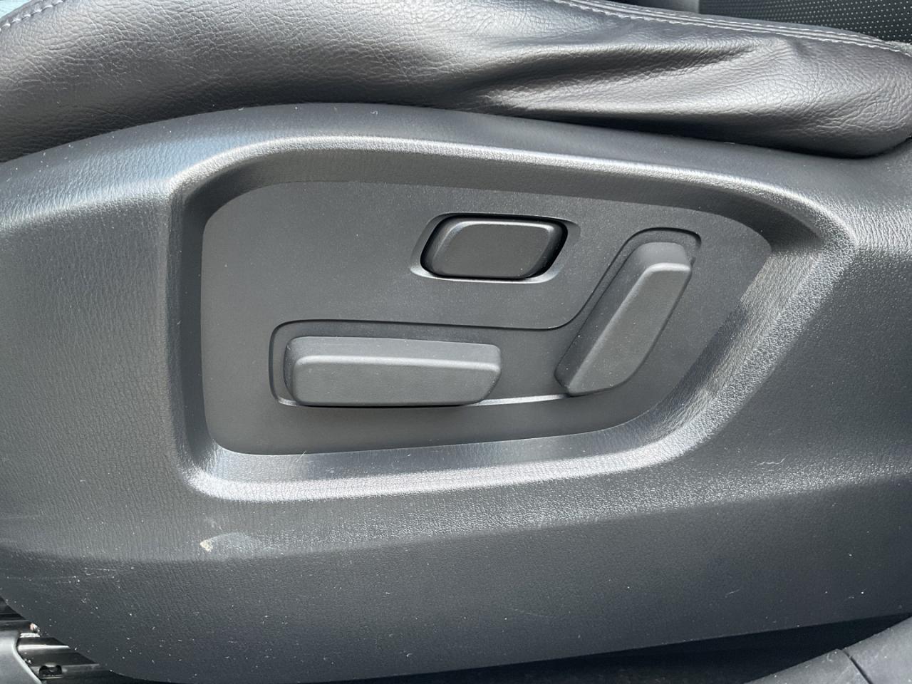 2016 Mazda CX-9 GS-L AWD - LTHR! 7 PASS! BACK-UP CAM! BSM! Photo