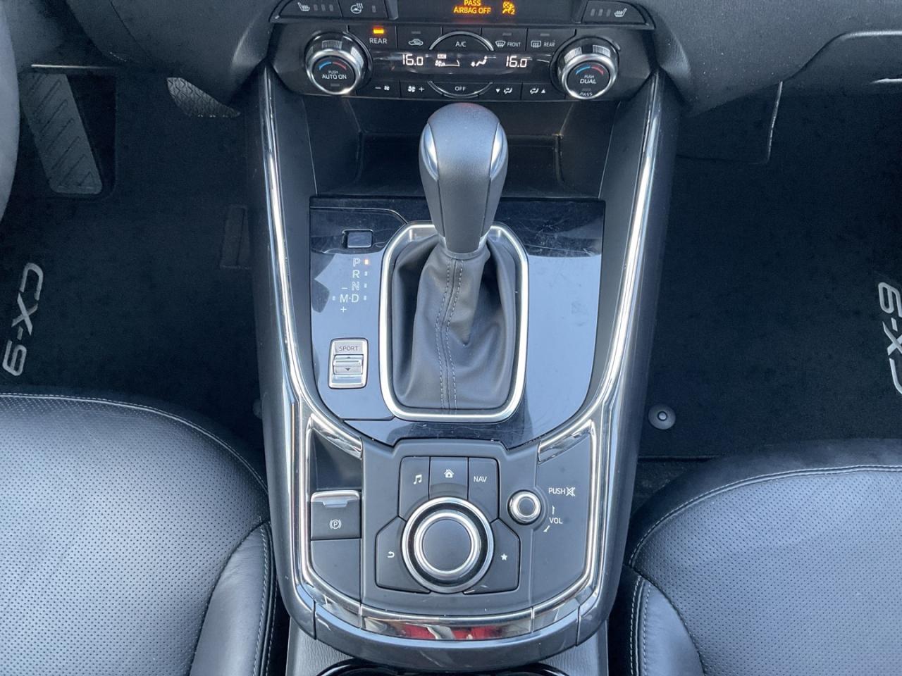 2016 Mazda CX-9 GS-L AWD - LTHR! 7 PASS! BACK-UP CAM! BSM! Photo