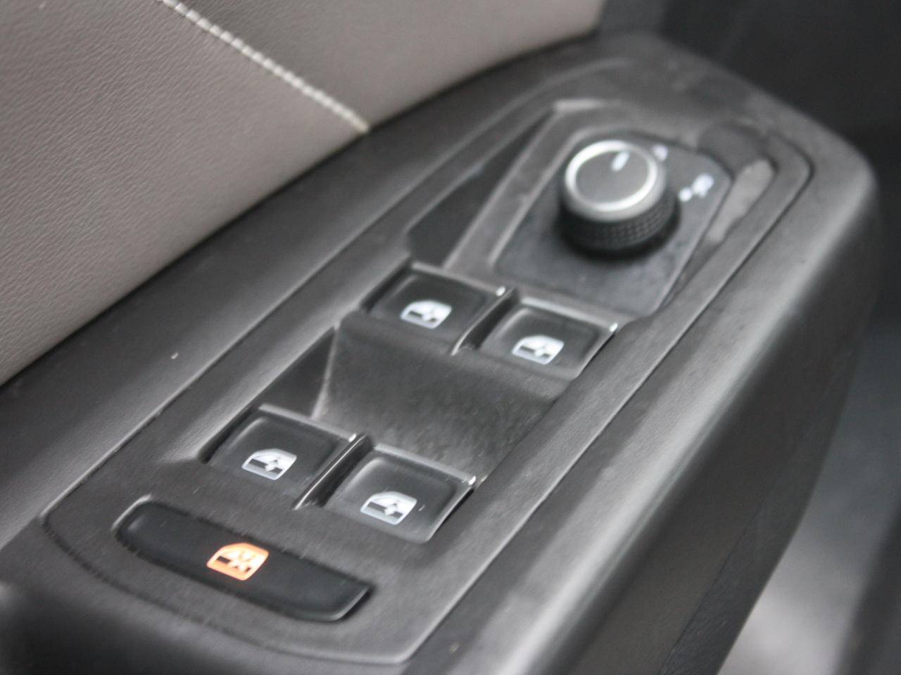 2022 Volkswagen Atlas Highline /4MOTION / Leather / Heated Seats /Sunrf Photo