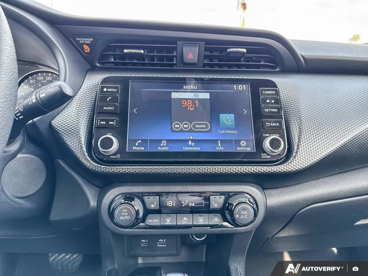 2023 Nissan Kicks SV Photo