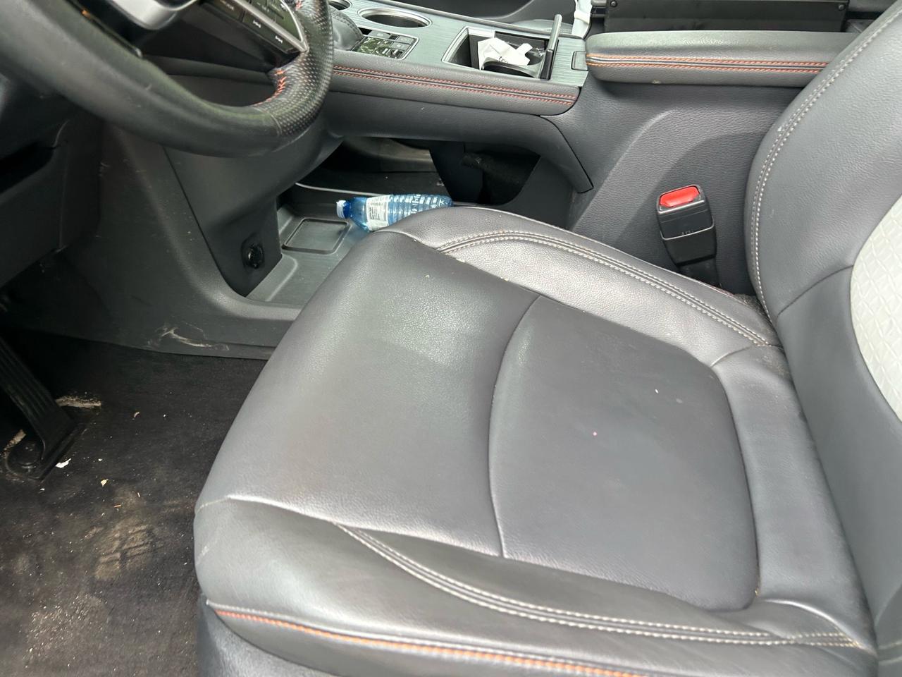 2022 Toyota Sienna LE 8-Passenger FWD Photo