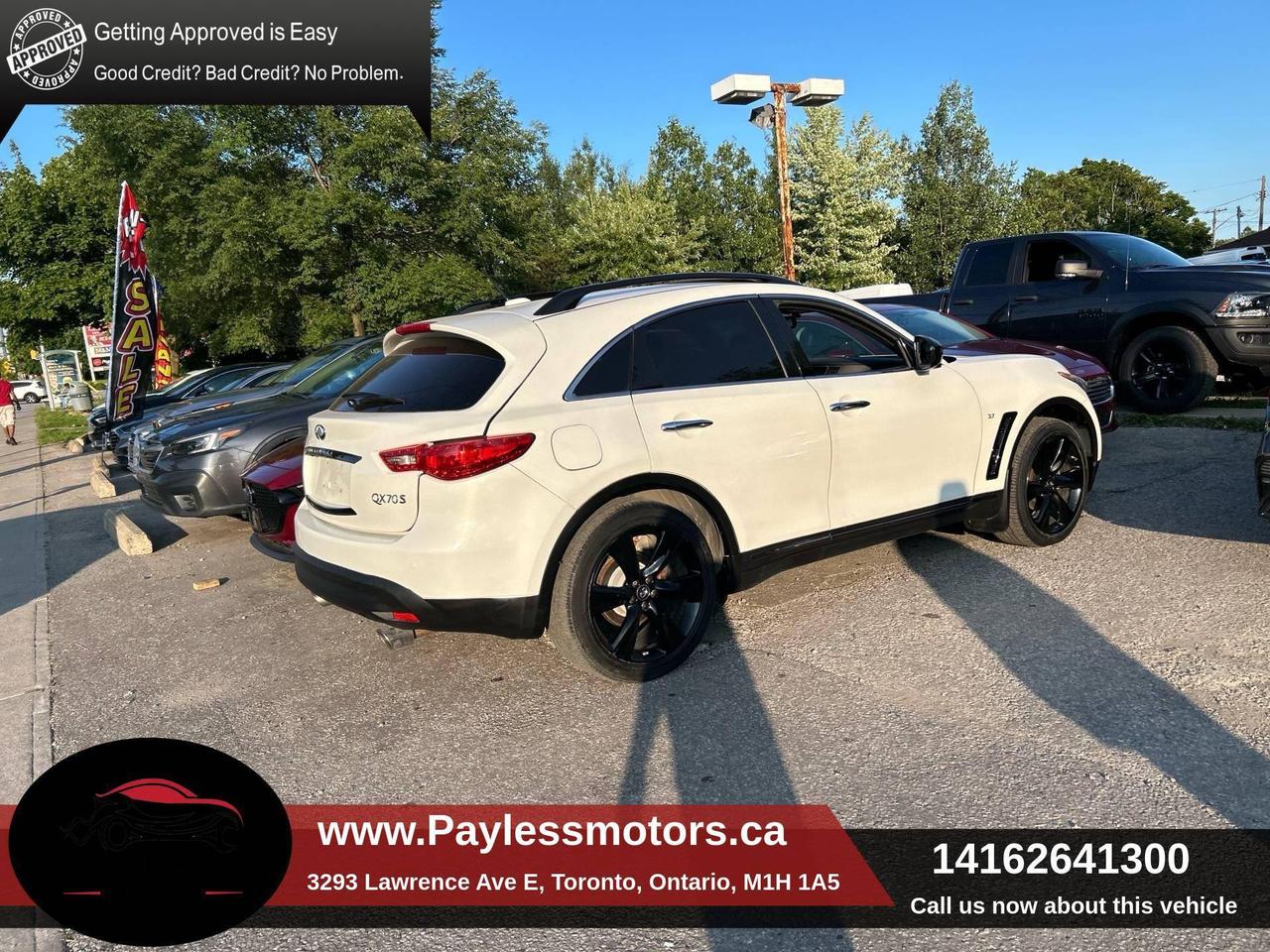 2016 Infiniti QX70 AWD 4DR Photo4