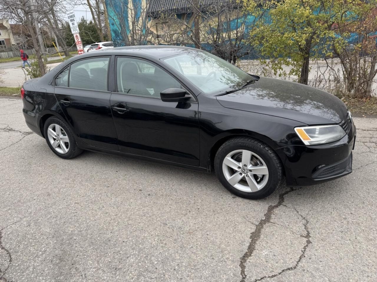 2013 Volkswagen Jetta Sedan Jetta Sedan 4dr Man Base Photo