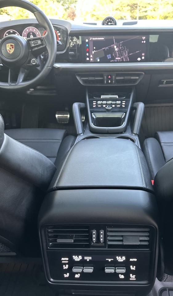 2024 Porsche Cayenne S COUPE PREM PLUS SPORTS CHRONO WARRNTY FINANCING Photo