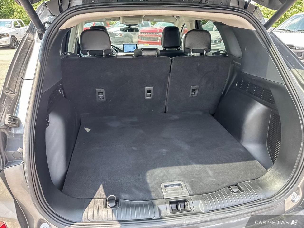 2021 Ford Escape SEL BACKUP CAM   BLUETOOTH   HTD SEATS   KEYLESS E Photo