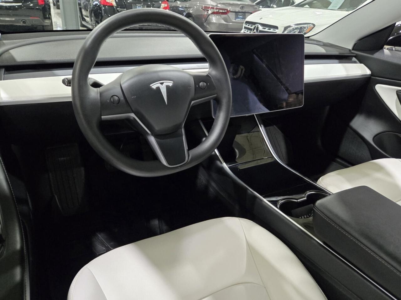 2020 Tesla Model 3 Standard Plus One Owner No Accidents Rear Spoiler Photo