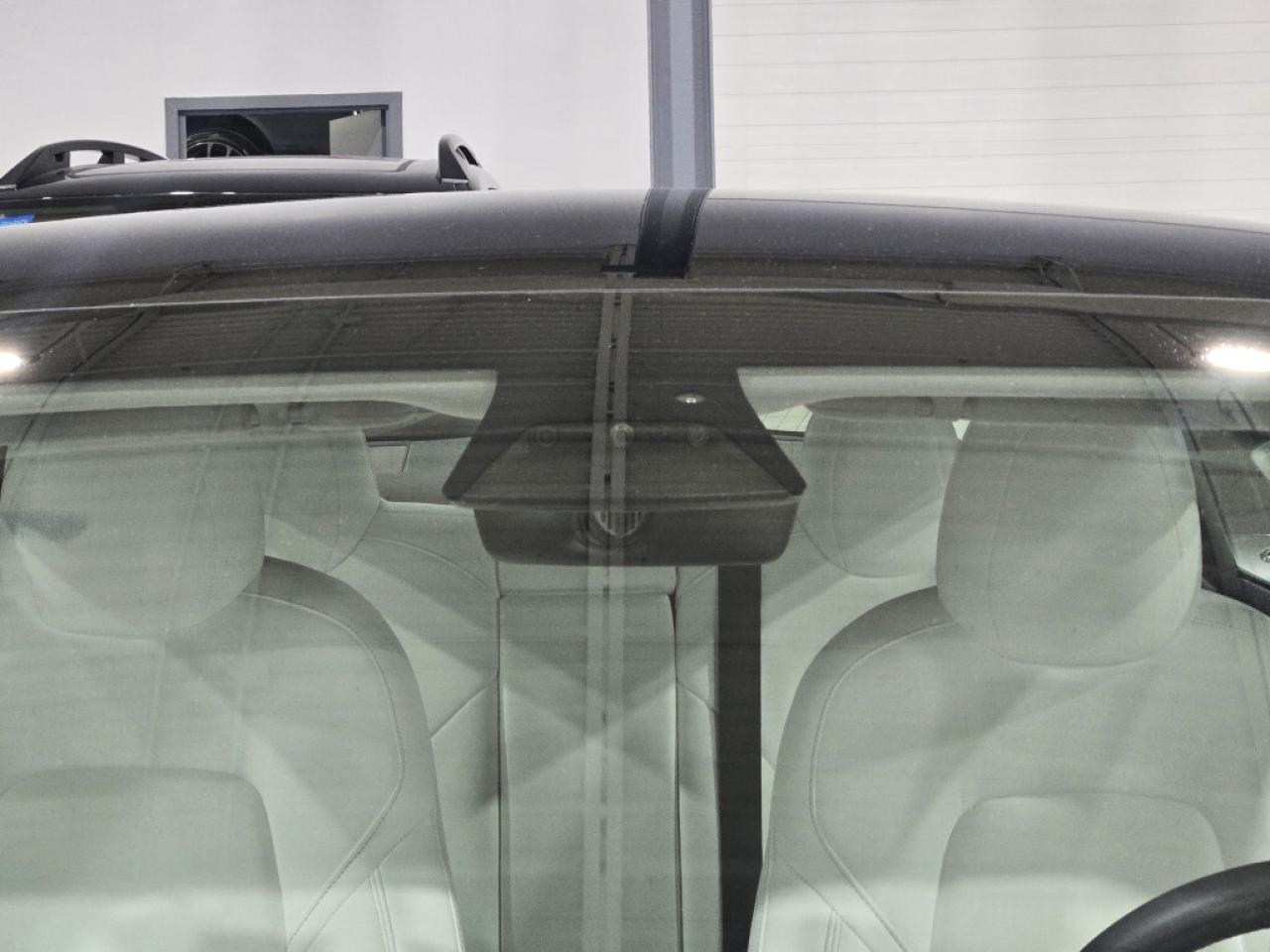 2020 Tesla Model 3 Standard Plus One Owner No Accidents Rear Spoiler Photo