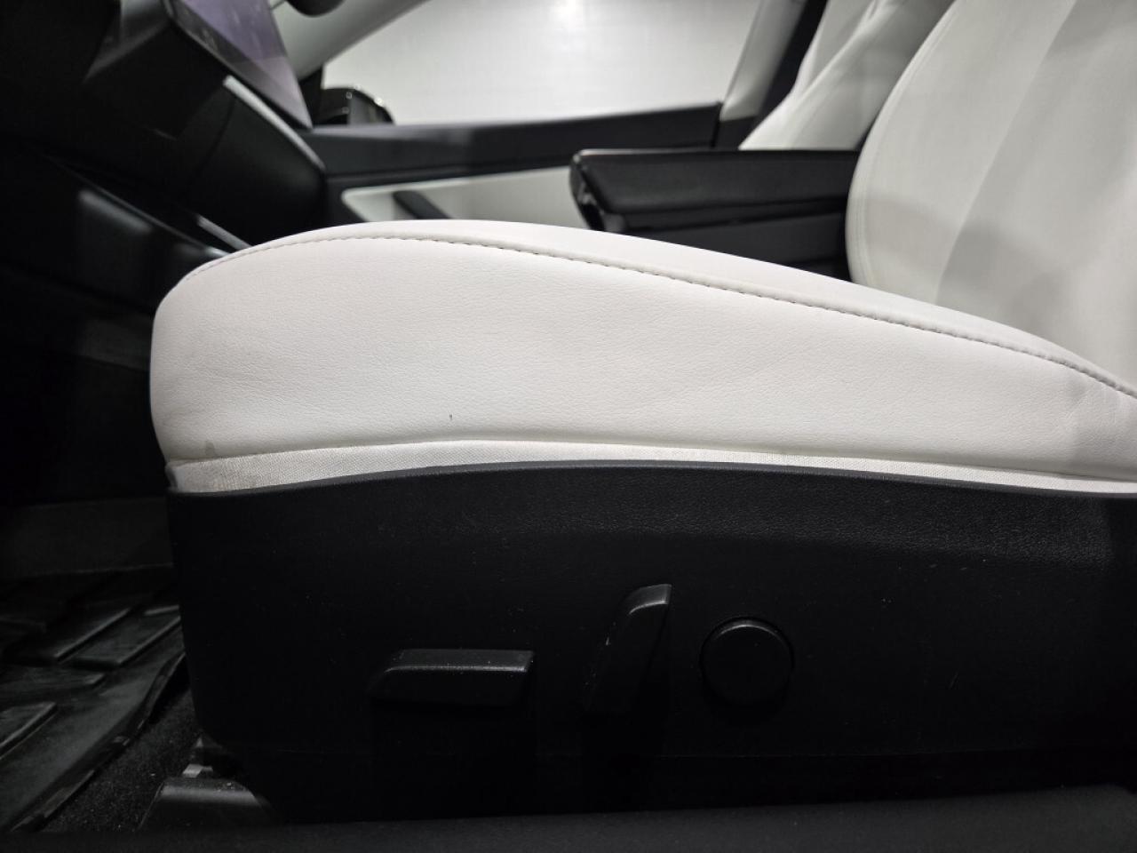 2020 Tesla Model 3 Standard Plus One Owner No Accidents Rear Spoiler Photo