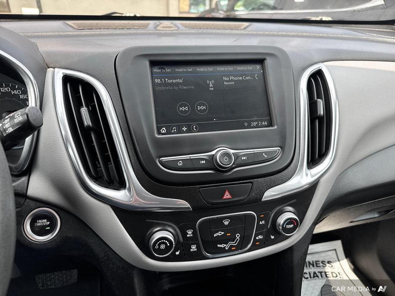 2019 Chevrolet Equinox LS BACKUP CAM   BLUETOOTH   HTD SEATS   KEYLESS EN Photo