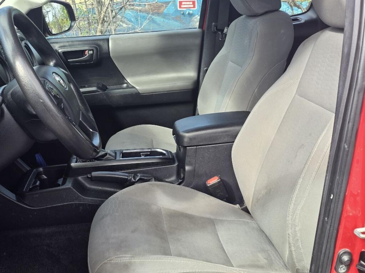 2017 Toyota Tacoma SR 4x2 Access Cab 127.4 in. WB Photo