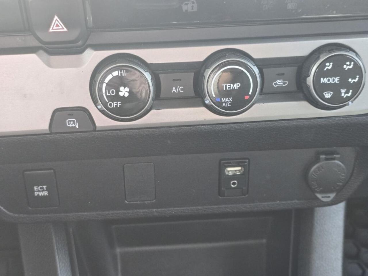 2017 Toyota Tacoma SR 4x2 Access Cab 127.4 in. WB Photo