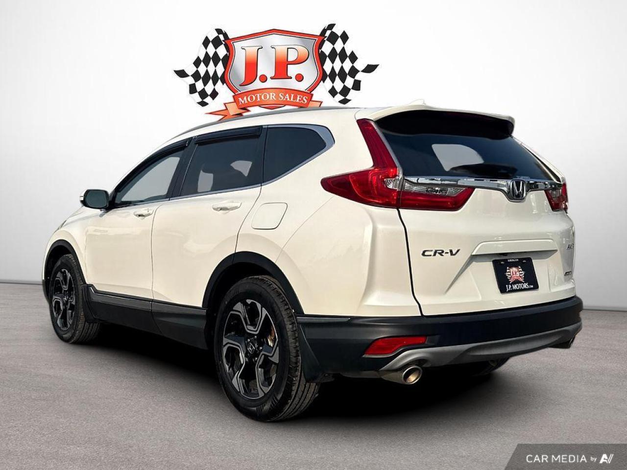 2019 Honda CR-V Touring BACKUP CAM   BLUETOOTH   HTD SEATS   KEYLE Photo