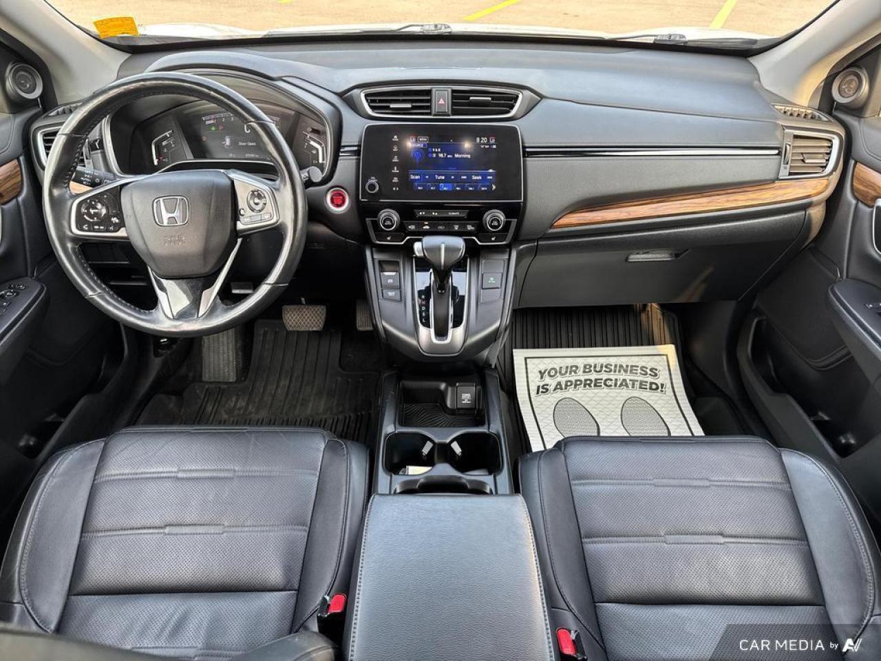 2019 Honda CR-V Touring BACKUP CAM   BLUETOOTH   HTD SEATS   KEYLE Photo