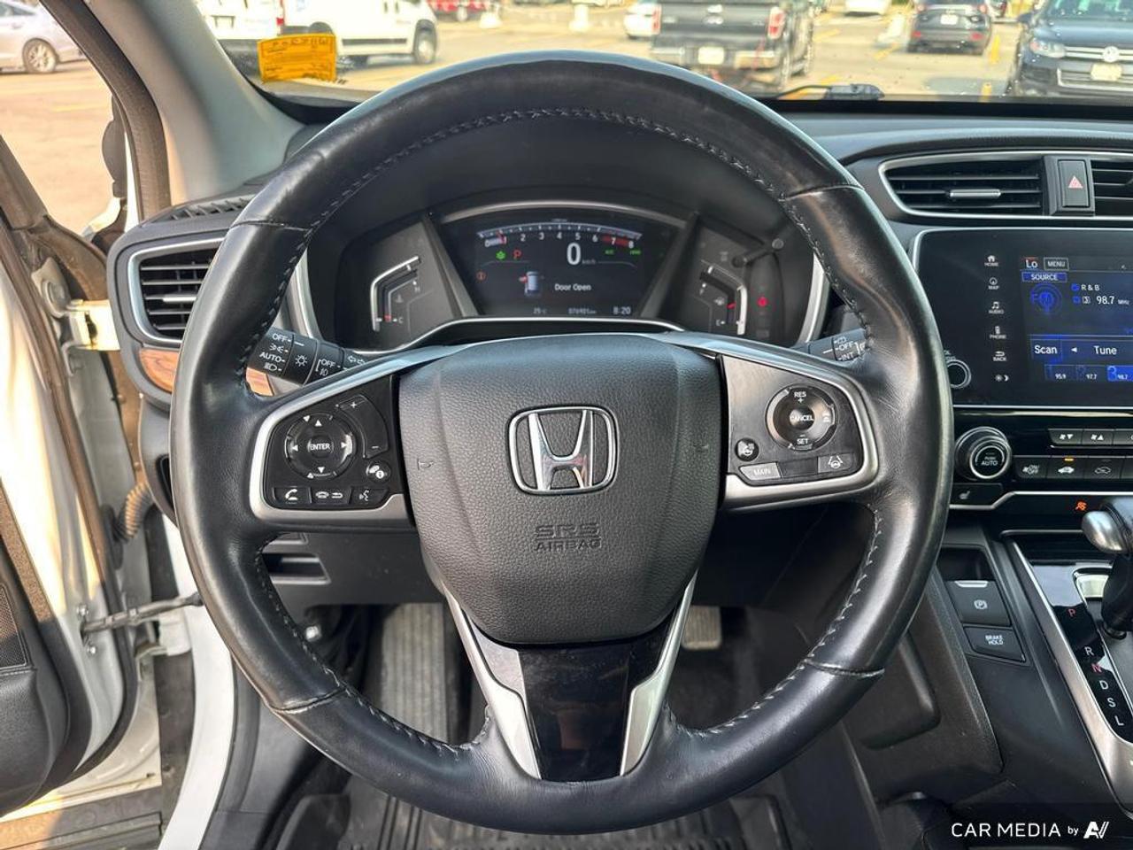 2019 Honda CR-V Touring BACKUP CAM   BLUETOOTH   HTD SEATS   KEYLE Photo