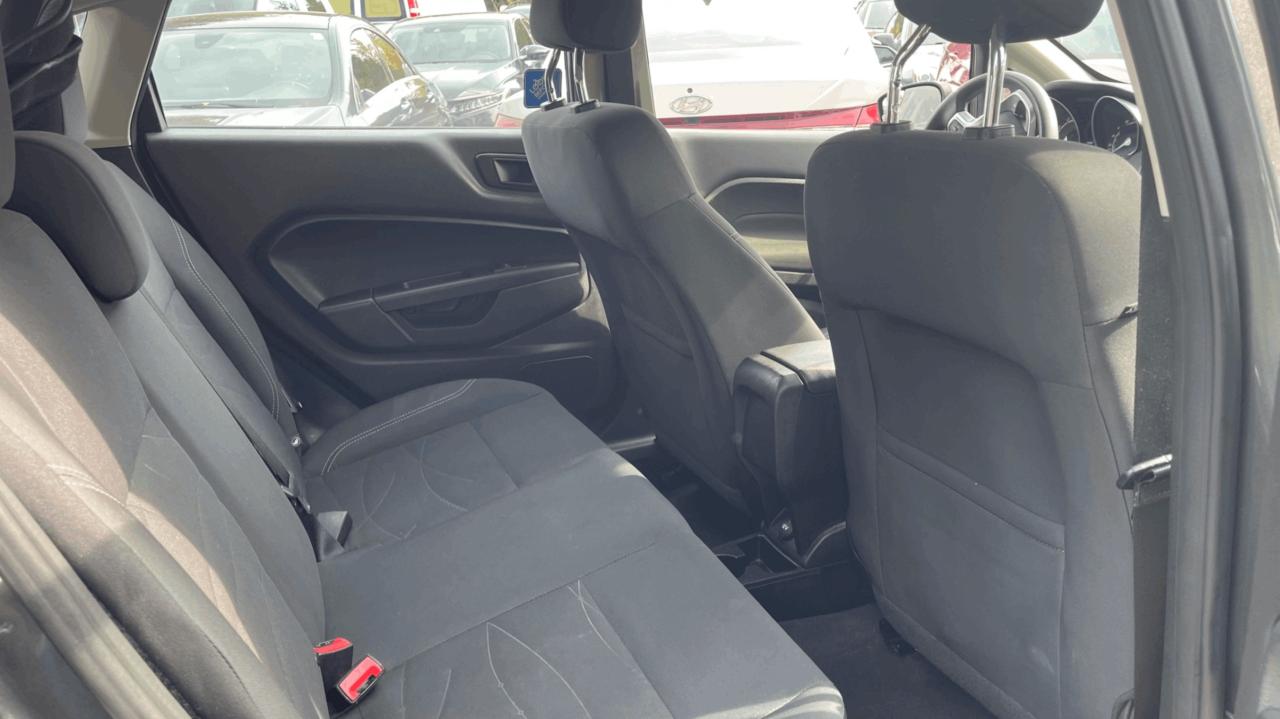 2017 Ford Fiesta 5dr HB SE Photo