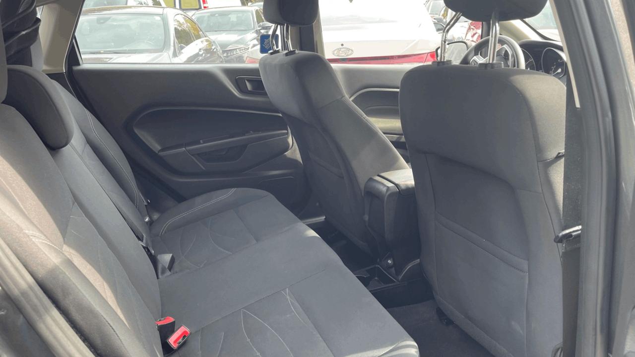 2017 Ford Fiesta 5dr HB SE Photo