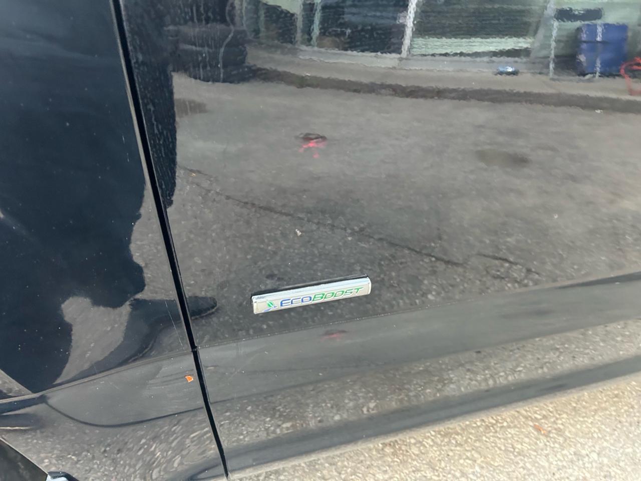 2016 Ford F-150 4WD Supercrew 145 XLT Photo4