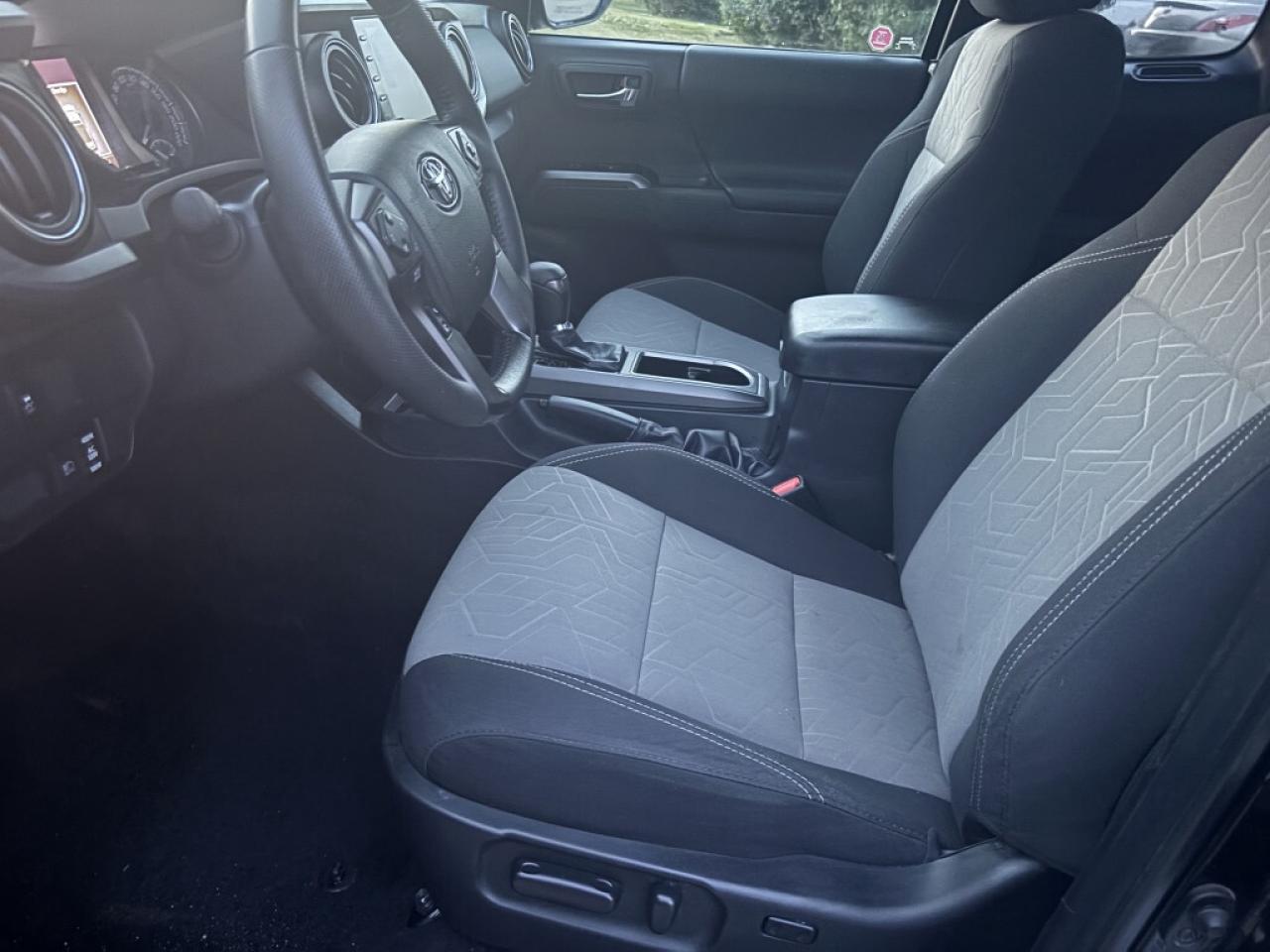 2022 Toyota Tacoma 4x4 Access  Cab Automatic Photo