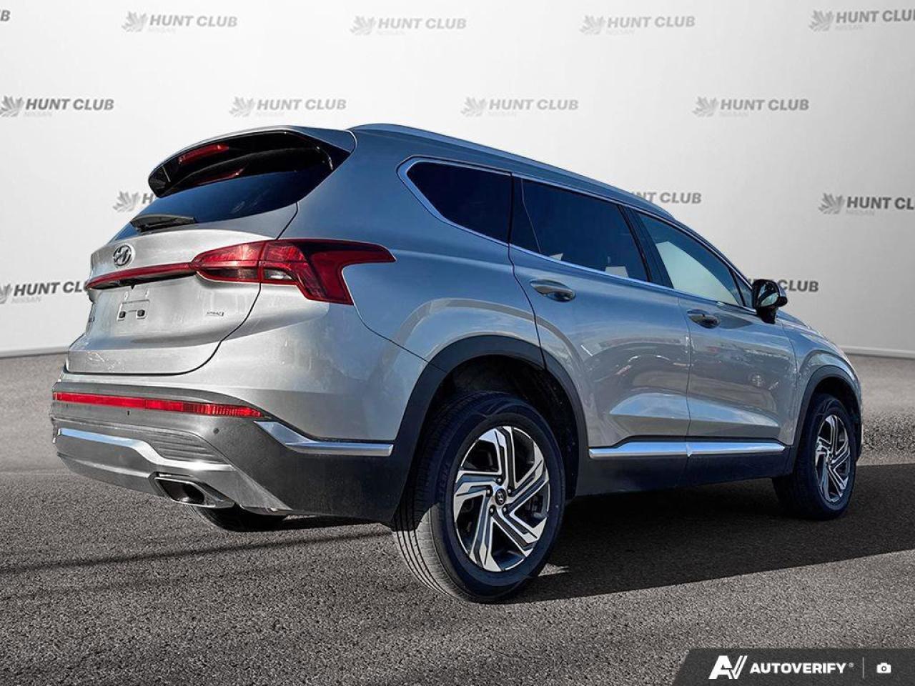 2023 Hyundai Santa Fe Preferred Photo