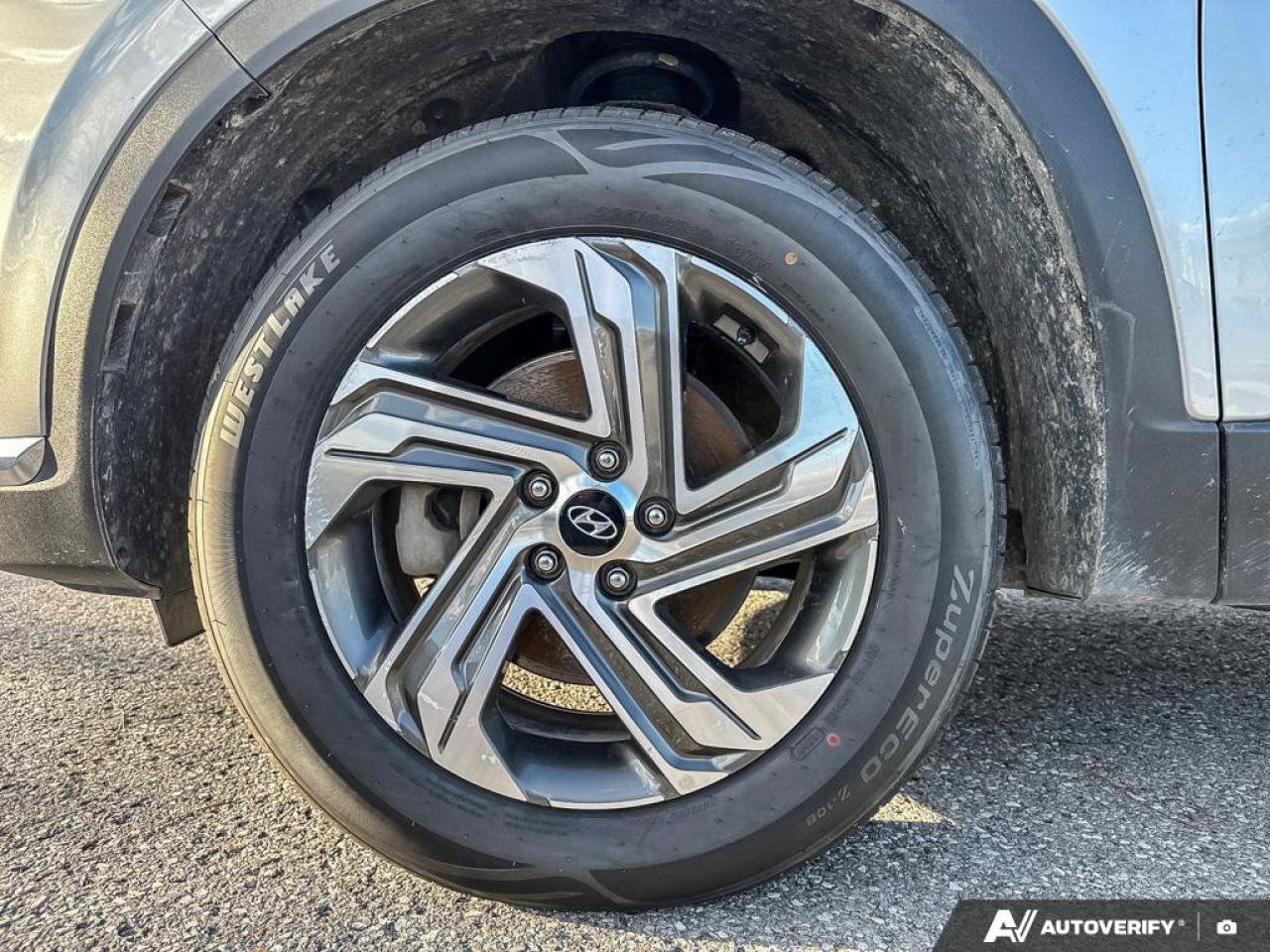 2023 Hyundai Santa Fe Preferred Photo