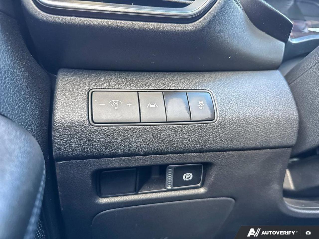 2023 Hyundai Santa Fe Preferred Photo