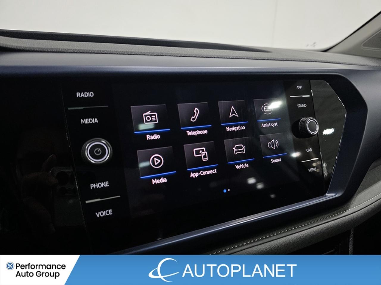 2024 Volkswagen Taos Comfortline - FINANCE @$78/WK OR LEASE @$93/WK Photo