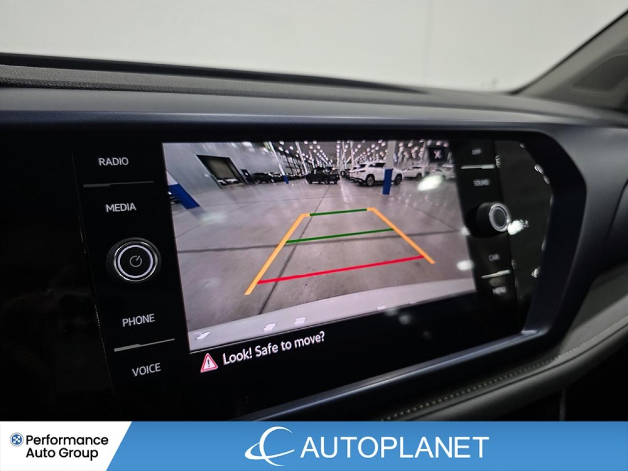 2024 Volkswagen Taos Comfortline - FINANCE @$78/WK OR LEASE @$93/WK Photo