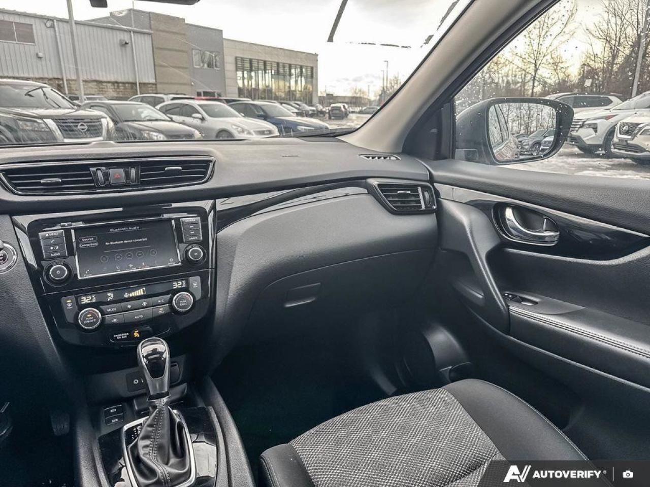 2023 Nissan Qashqai SV Photo