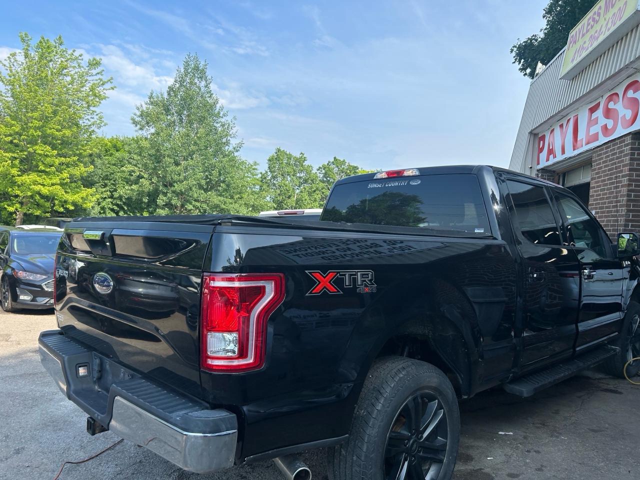 2017 Ford F-150 4WD SuperCrew 145 XL Photo