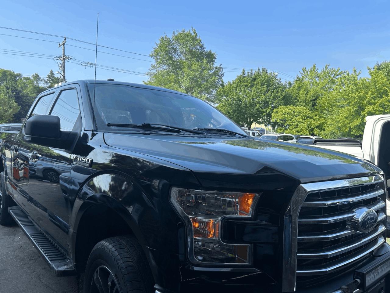 2017 Ford F-150 4WD SuperCrew 145 XL Photo