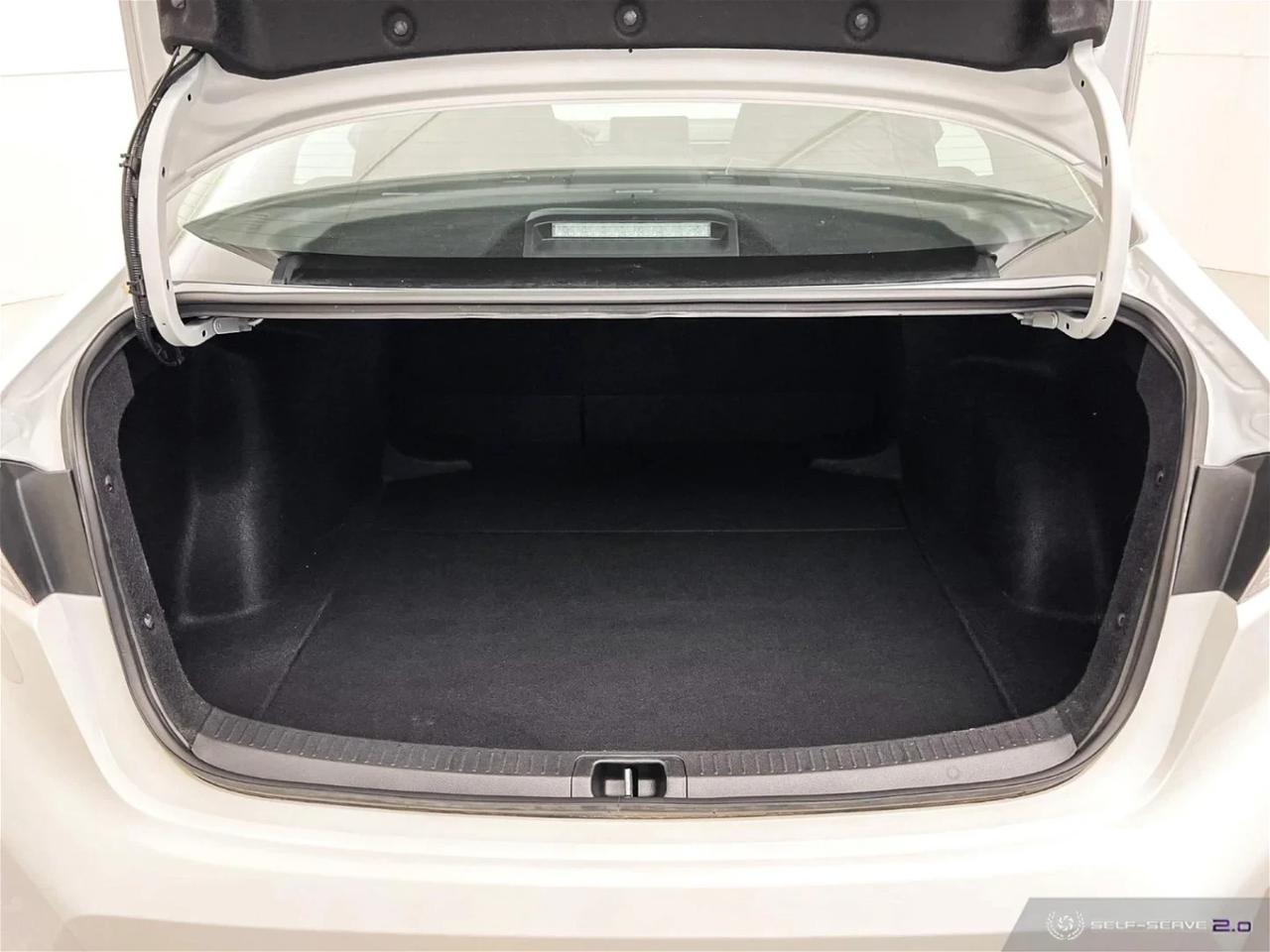 2022 Toyota Corolla AUTOMATIC Photo2