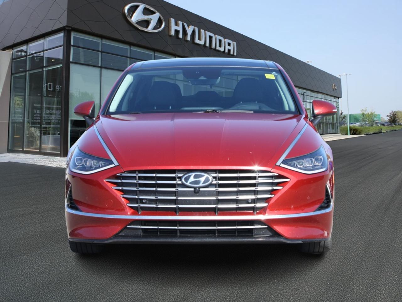 2023 Hyundai Sonata Hybrid Ultimate / Leather / Heated Seats / Sunroof / Nav Photo