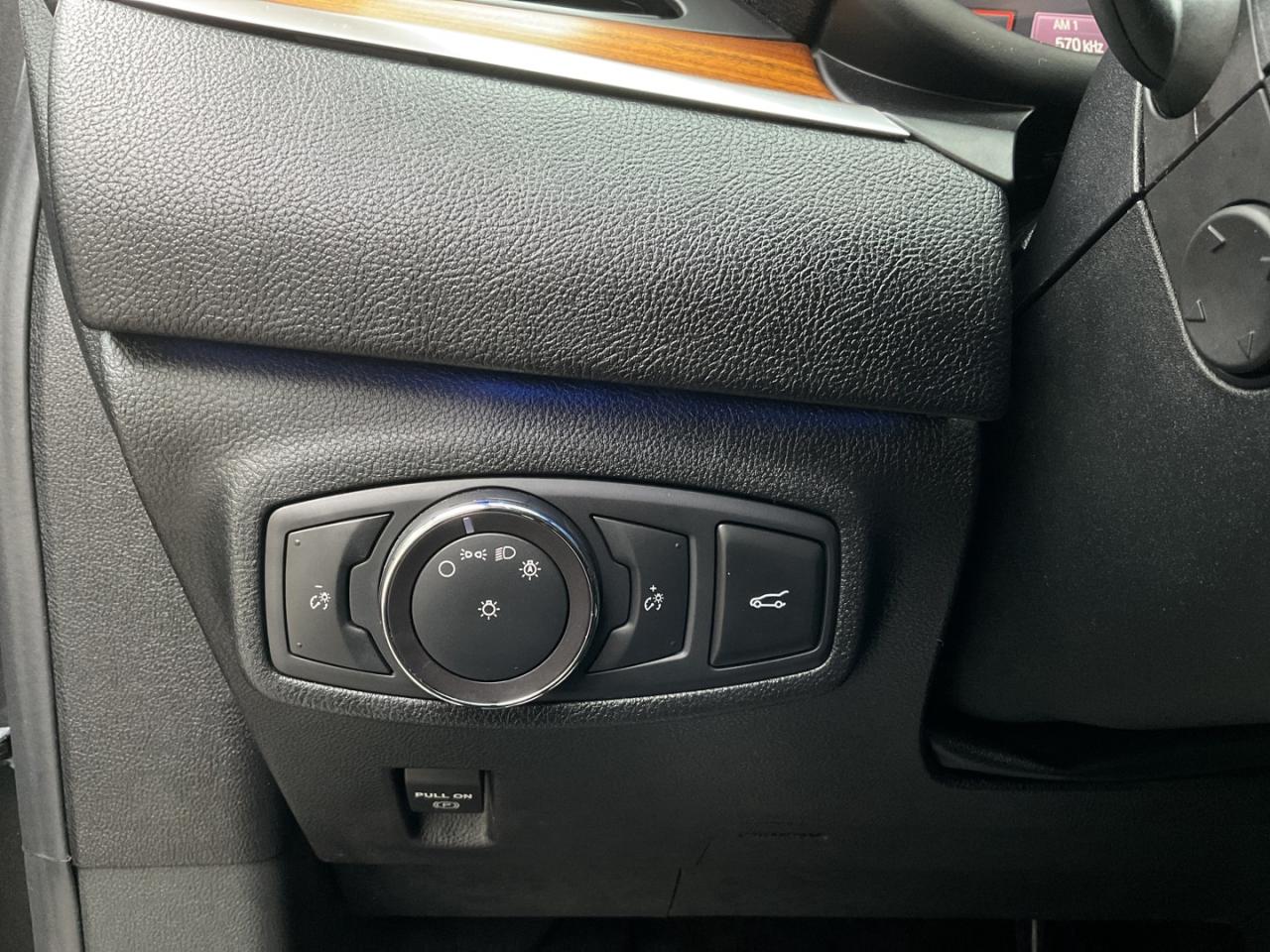 2019 Lincoln MKC Reserve AWD - LTHR! NAV! BACK-UP CAM! BSM! PANO RO Photo