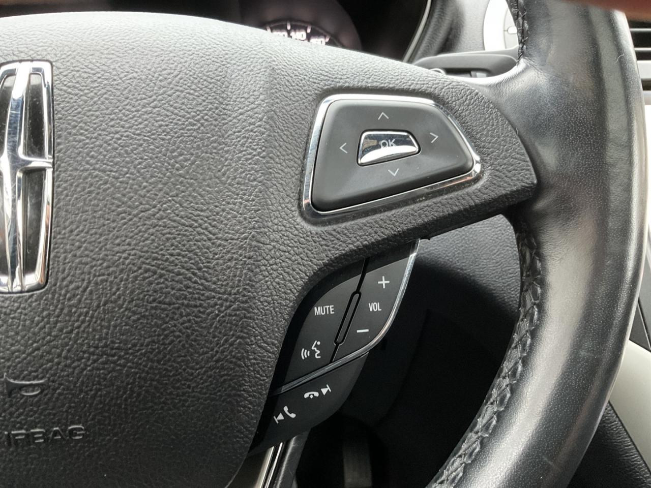 2019 Lincoln MKC Reserve AWD - LTHR! NAV! BACK-UP CAM! BSM! PANO RO Photo