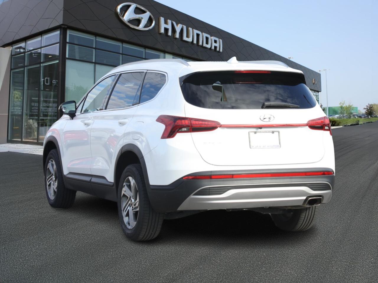 2022 Hyundai Santa Fe Essential AWD / Heated Seats / Bluetooth / Camera Photo