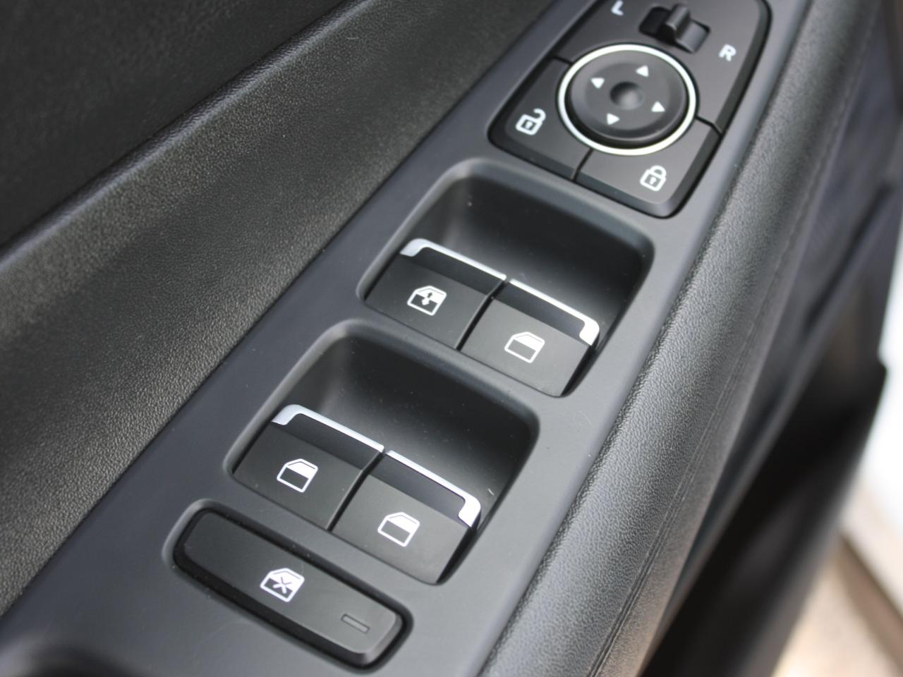 2022 Hyundai Santa Fe Essential AWD / Heated Seats / Bluetooth / Camera Photo