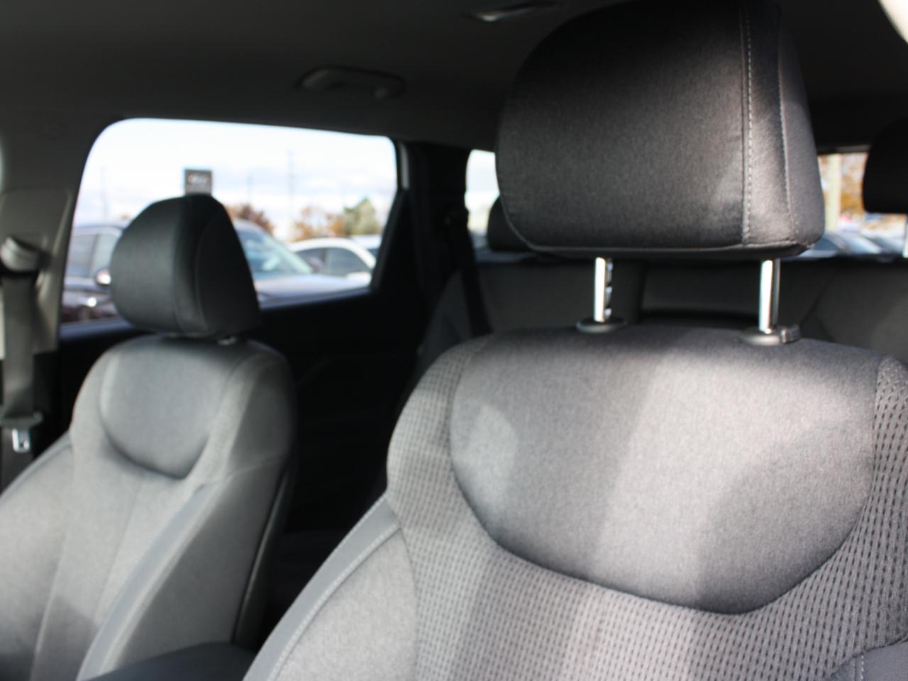 2022 Hyundai Santa Fe Essential AWD / Heated Seats / Bluetooth / Camera Photo