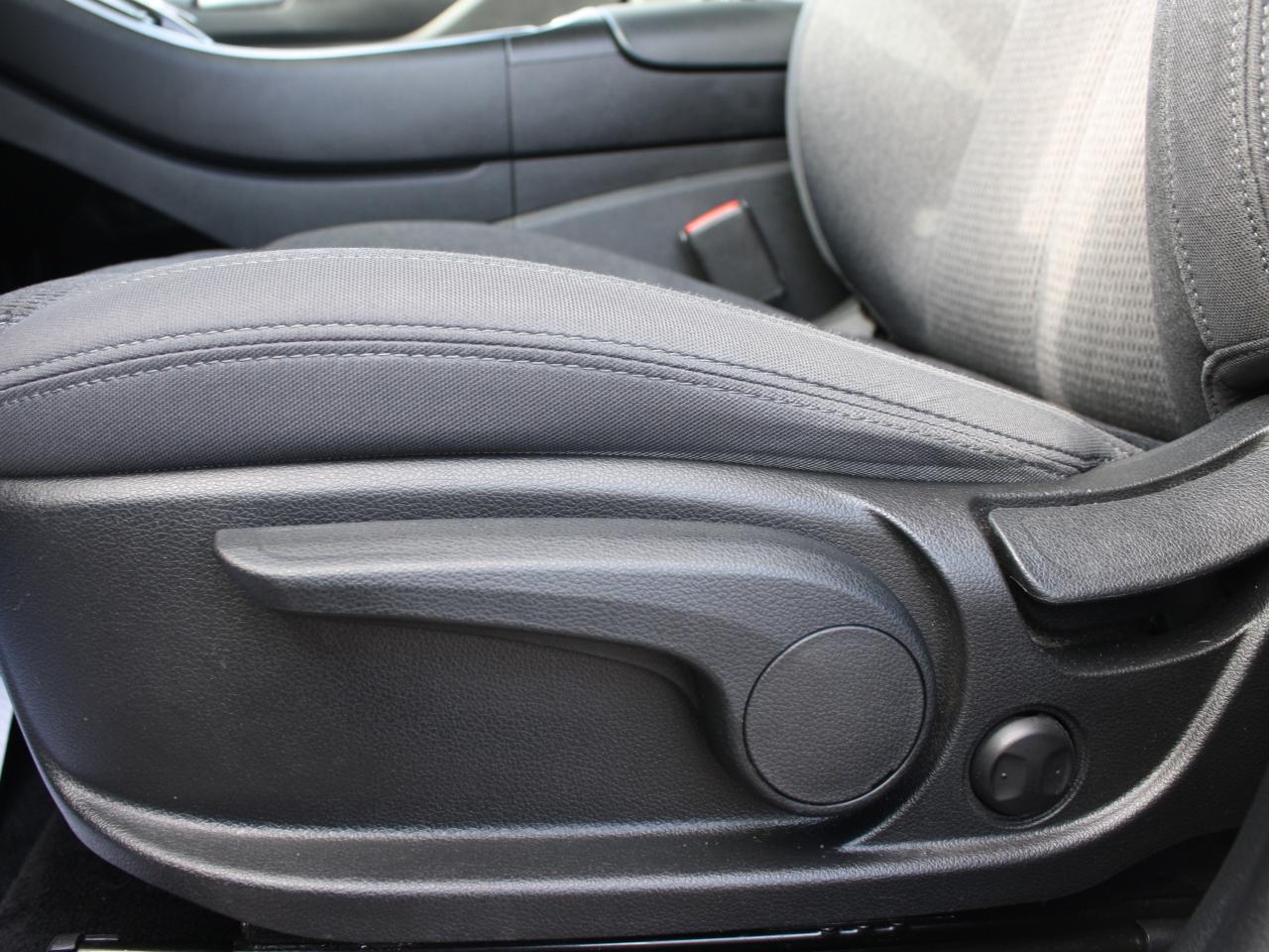 2022 Hyundai Santa Fe Essential AWD / Heated Seats / Bluetooth / Camera Photo