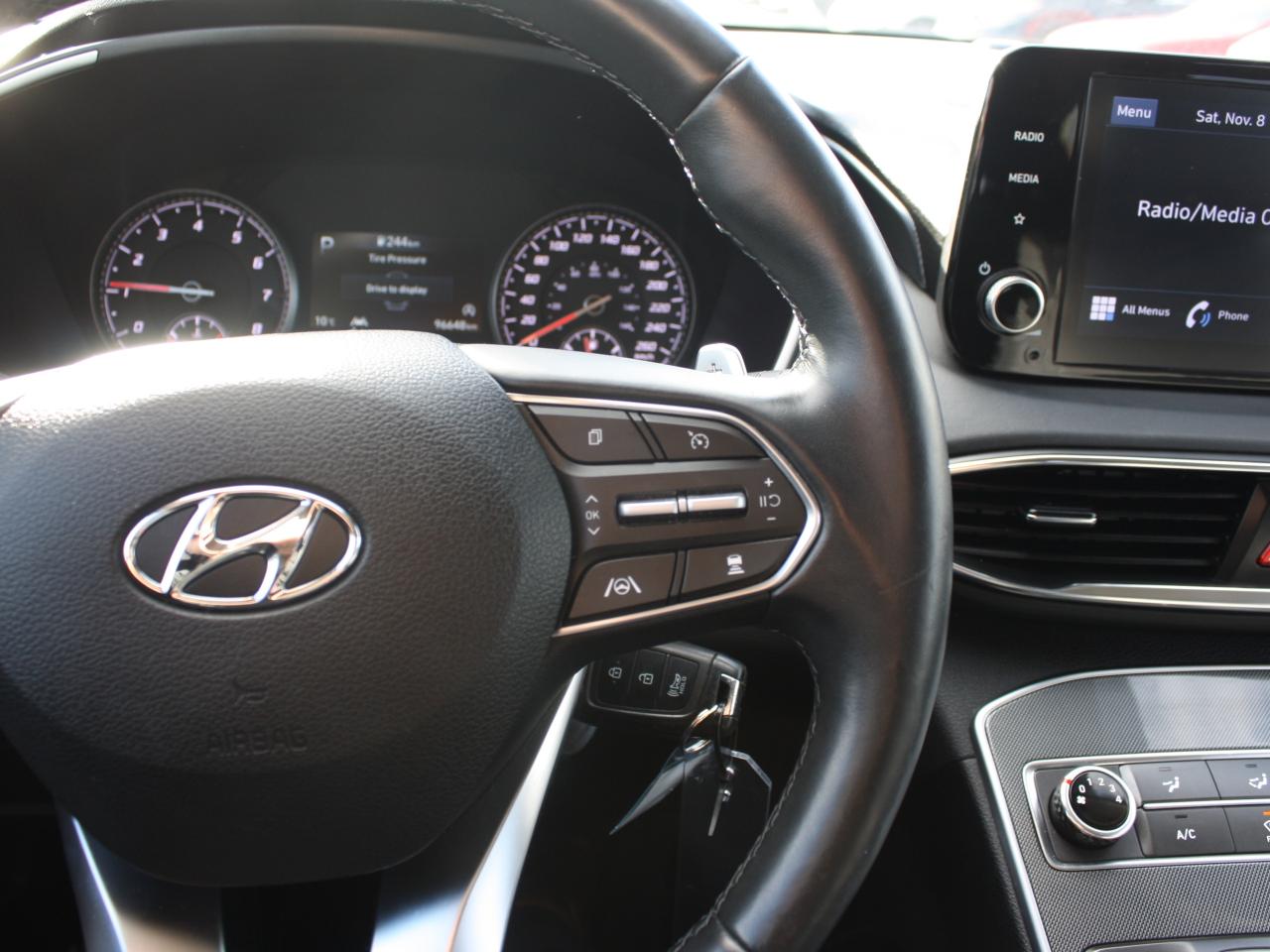 2022 Hyundai Santa Fe Essential AWD / Heated Seats / Bluetooth / Camera Photo