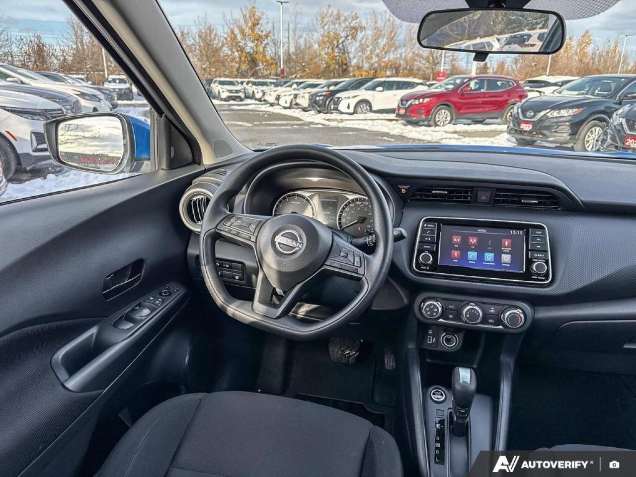 2023 Nissan Kicks S Photo