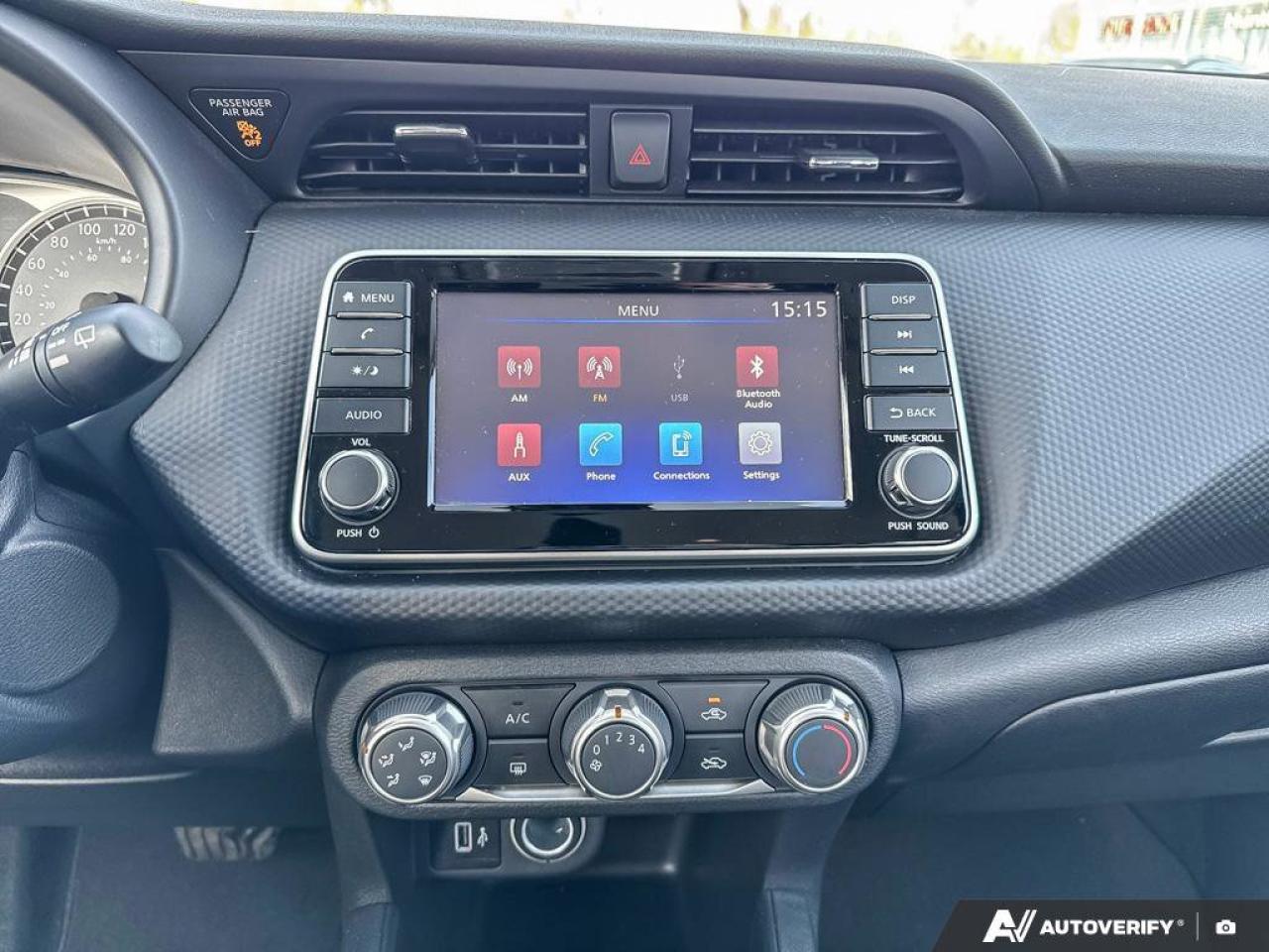 2023 Nissan Kicks S Photo