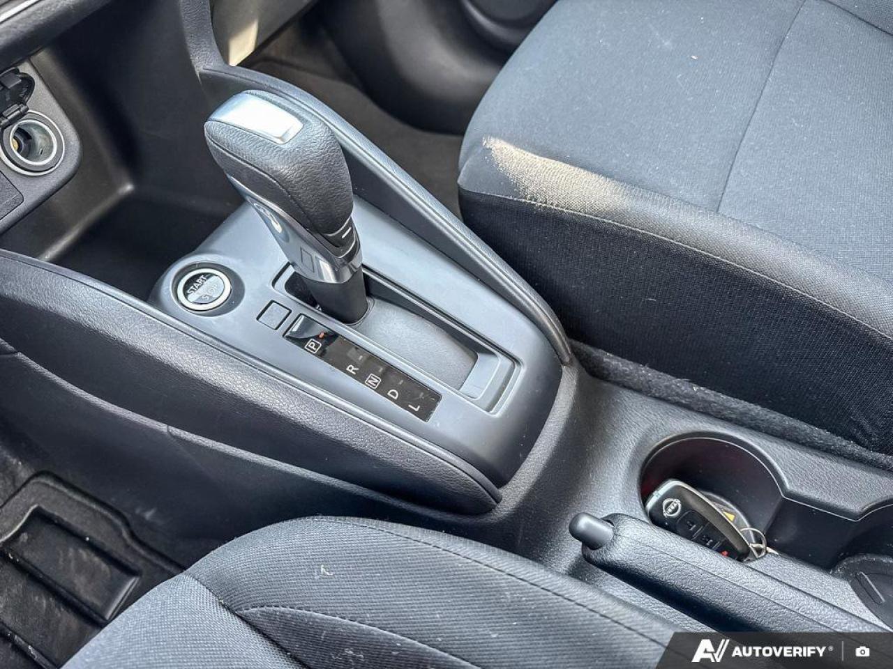 2023 Nissan Kicks S Photo