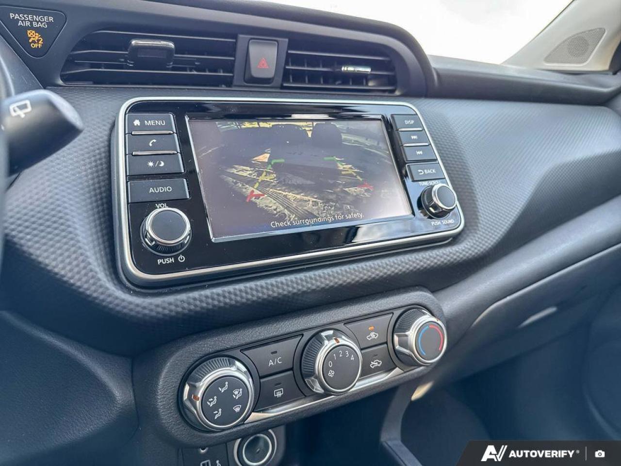 2023 Nissan Kicks S Photo