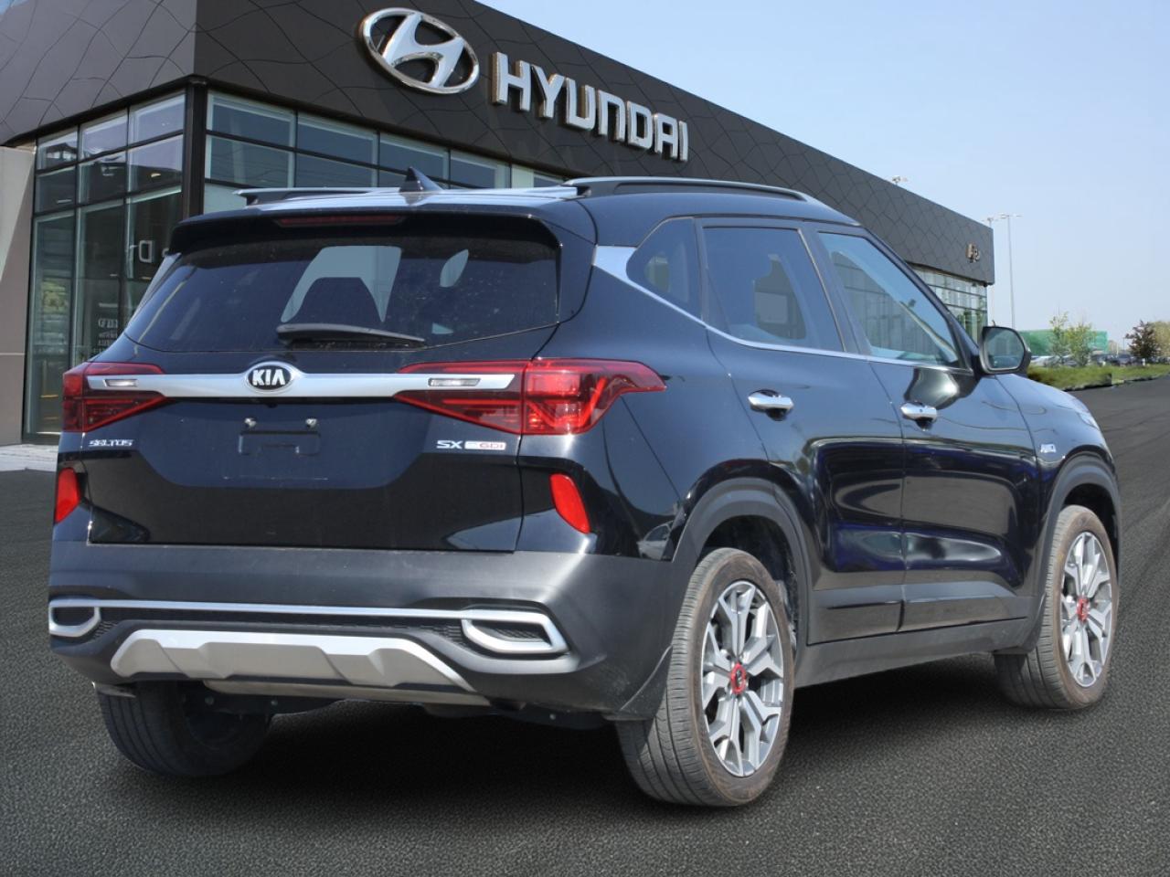 2021 Kia Seltos SX Turbo AWD / Heated Seats / Sunroof / Nav Photo