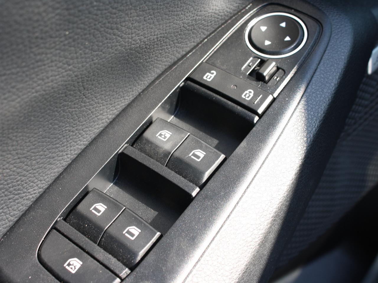 2021 Kia Seltos SX Turbo AWD / Heated Seats / Sunroof / Nav Photo