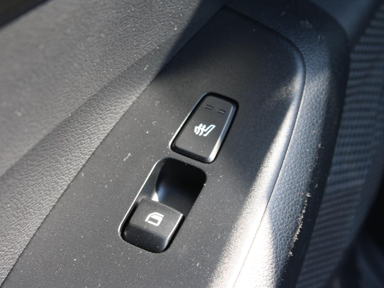 2021 Kia Seltos SX Turbo AWD / Heated Seats / Sunroof / Nav Photo